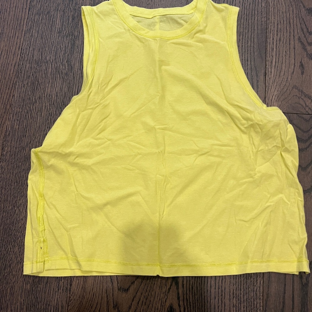 Lululemon cropped muscle tank